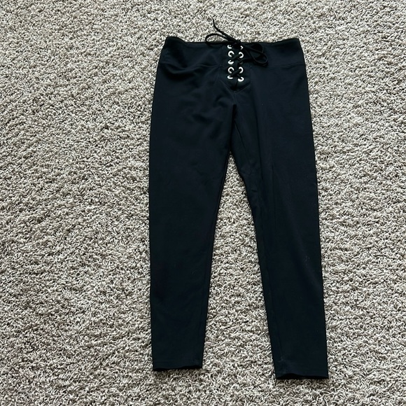 Express leggings with tie front - Picture 1 of 2